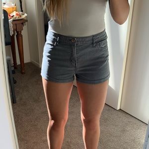 H&M Shorts size 8!✨